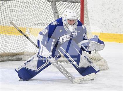 Thumbnail 1 in Darien @ Bishop Hendricken (RI) photogallery.