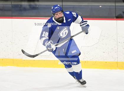 Thumbnail 2 in Darien @ Bishop Hendricken (RI) photogallery.