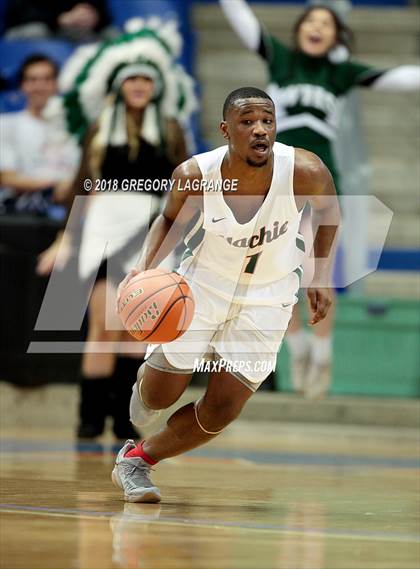 Thumbnail 3 in Lancaster vs. Waxahachie photogallery.