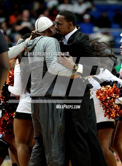 Thumbnail 1 in Lancaster vs. Waxahachie photogallery.