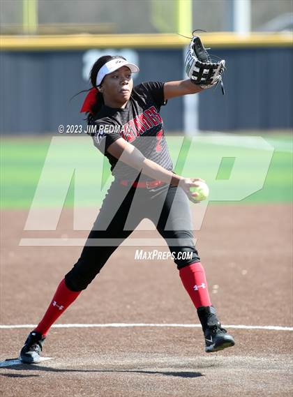 Thumbnail 2 in Sulphur Springs vs. Creekview (Royse City Softball Tournament) photogallery.