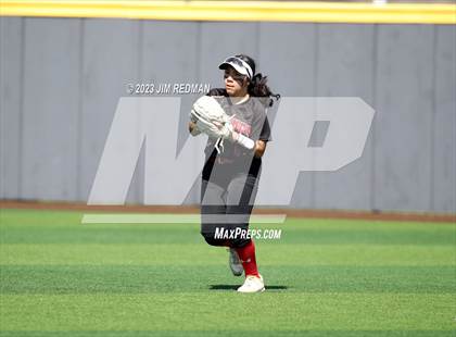 Thumbnail 2 in Sulphur Springs vs. Creekview (Royse City Softball Tournament) photogallery.