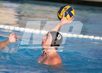 Thumbnail 3 in Canyon Crest Academy vs. Servite (CIF SoCal Regional D2 First Round) photogallery.