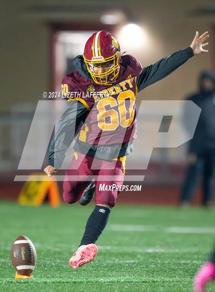 Thumbnail 3 in Bishop O'Dowd vs Liberty (CIF NCS D2 Semifinal) photogallery.