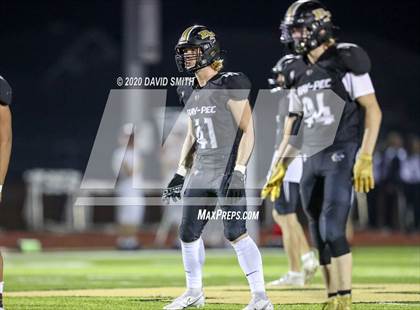 Thumbnail 1 in Joplin vs. Raymore-Peculiar photogallery.