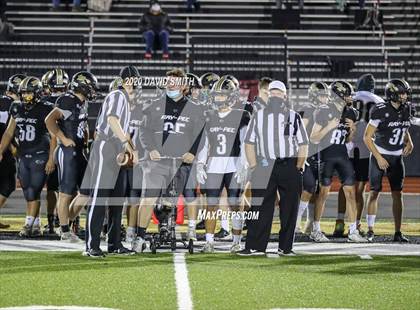 Thumbnail 3 in Joplin vs. Raymore-Peculiar photogallery.