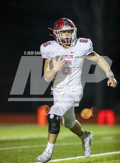 Thumbnail 2 in Joplin vs. Raymore-Peculiar photogallery.