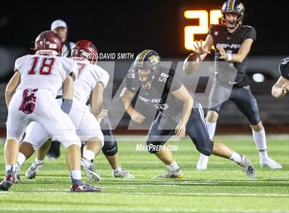 Thumbnail 3 in Joplin vs. Raymore-Peculiar photogallery.
