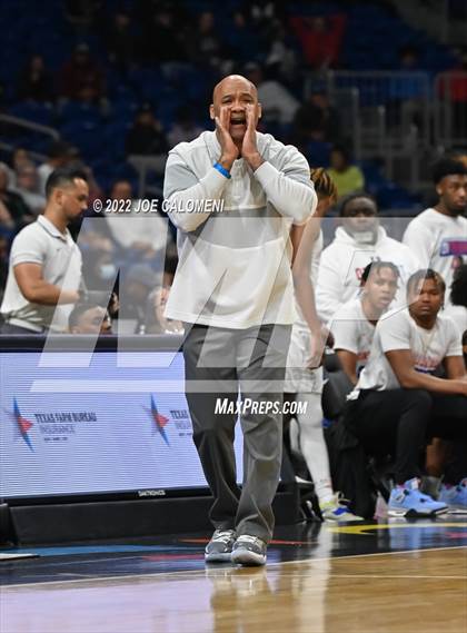 Thumbnail 2 in Duncanville vs Atascocita (UIL 6A State Semifinal) photogallery.