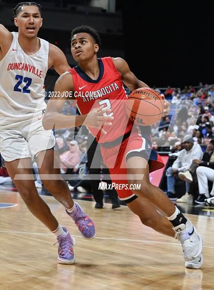 Thumbnail 3 in Duncanville vs Atascocita (UIL 6A State Semifinal) photogallery.