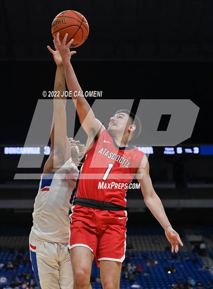 Thumbnail 2 in Duncanville vs Atascocita (UIL 6A State Semifinal) photogallery.