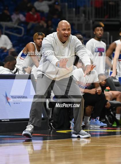 Thumbnail 3 in Duncanville vs Atascocita (UIL 6A State Semifinal) photogallery.