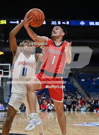 Thumbnail 3 in Duncanville vs Atascocita (UIL 6A State Semifinal) photogallery.