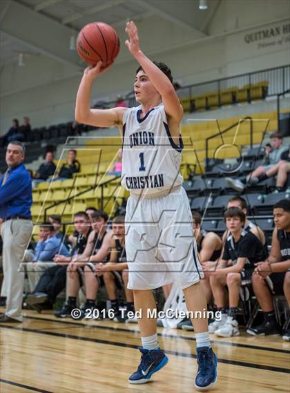 Thumbnail 3 in Bigelow vs Union Christian Academy (AAA 2A Regional Playoff) photogallery.