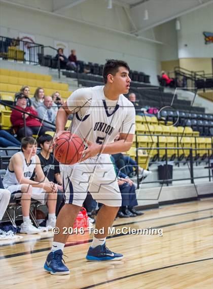 Thumbnail 3 in Bigelow vs Union Christian Academy (AAA 2A Regional Playoff) photogallery.