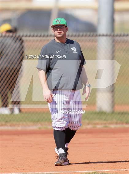Thumbnail 2 in Mountain View vs Virgin Valley (Cactus Classic Tournament) photogallery.