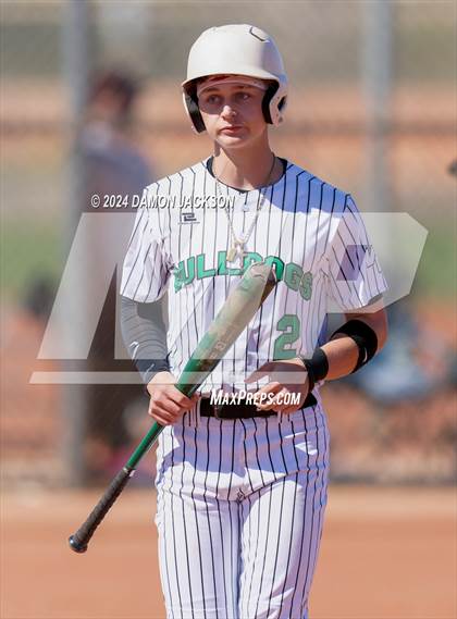 Thumbnail 3 in Mountain View vs Virgin Valley (Cactus Classic Tournament) photogallery.
