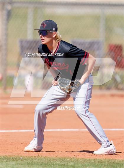 Thumbnail 3 in Mountain View vs Virgin Valley (Cactus Classic Tournament) photogallery.