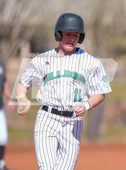 Thumbnail 2 in Mountain View vs Virgin Valley (Cactus Classic Tournament) photogallery.