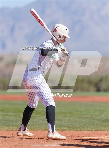 Thumbnail 1 in Mountain View vs Virgin Valley (Cactus Classic Tournament) photogallery.