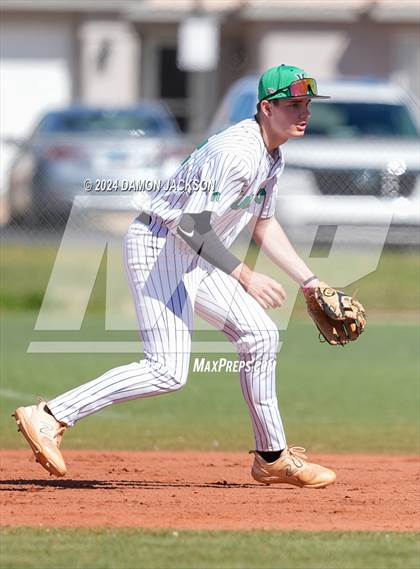 Thumbnail 2 in Mountain View vs Virgin Valley (Cactus Classic Tournament) photogallery.