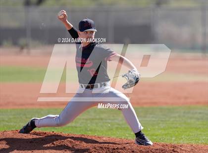 Thumbnail 2 in Mountain View vs Virgin Valley (Cactus Classic Tournament) photogallery.