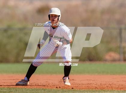 Thumbnail 2 in Mountain View vs Virgin Valley (Cactus Classic Tournament) photogallery.