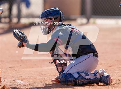 Thumbnail 2 in Mountain View vs Virgin Valley (Cactus Classic Tournament) photogallery.