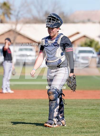 Thumbnail 3 in Mountain View vs Virgin Valley (Cactus Classic Tournament) photogallery.