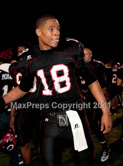Thumbnail 2 in Centennial vs. Vista Murrieta (CIF SS Island Division Final) photogallery.