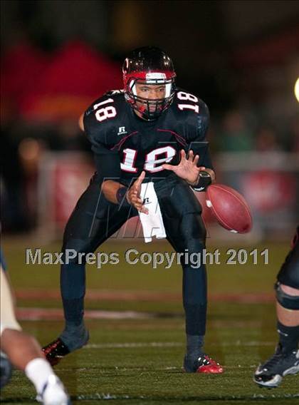 Thumbnail 3 in Centennial vs. Vista Murrieta (CIF SS Island Division Final) photogallery.