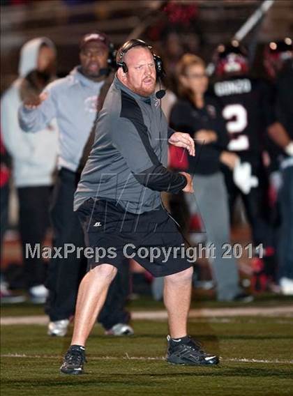 Thumbnail 3 in Centennial vs. Vista Murrieta (CIF SS Island Division Final) photogallery.