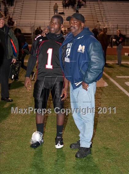 Thumbnail 3 in Centennial vs. Vista Murrieta (CIF SS Island Division Final) photogallery.