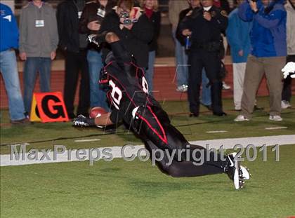 Thumbnail 3 in Centennial vs. Vista Murrieta (CIF SS Island Division Final) photogallery.