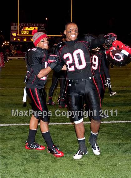 Thumbnail 2 in Centennial vs. Vista Murrieta (CIF SS Island Division Final) photogallery.