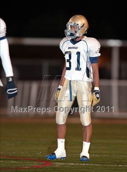 Thumbnail 3 in Centennial vs. Vista Murrieta (CIF SS Island Division Final) photogallery.