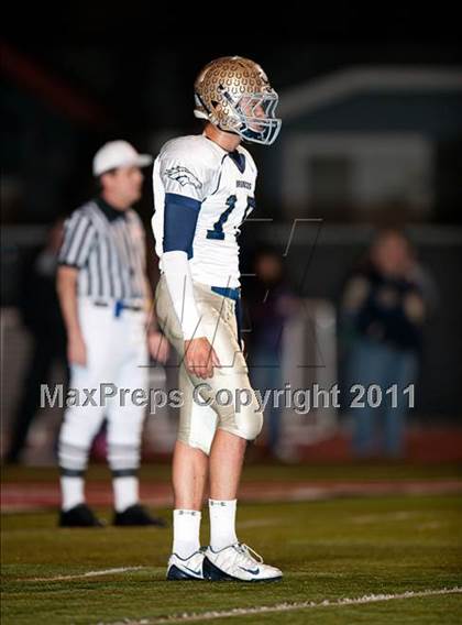 Thumbnail 3 in Centennial vs. Vista Murrieta (CIF SS Island Division Final) photogallery.