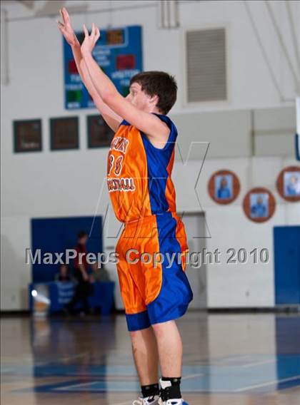 Thumbnail 2 in Dallas Christian vs Calvary Christian (Trinity Valley School Shootout) photogallery.