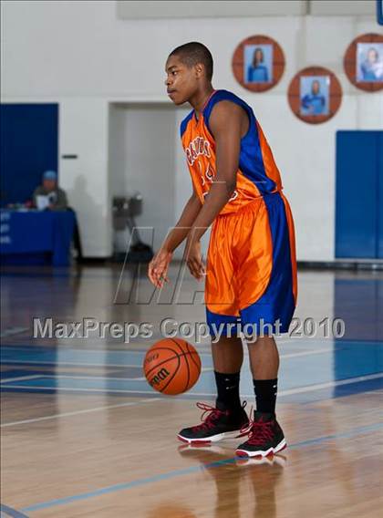 Thumbnail 2 in Dallas Christian vs Calvary Christian (Trinity Valley School Shootout) photogallery.