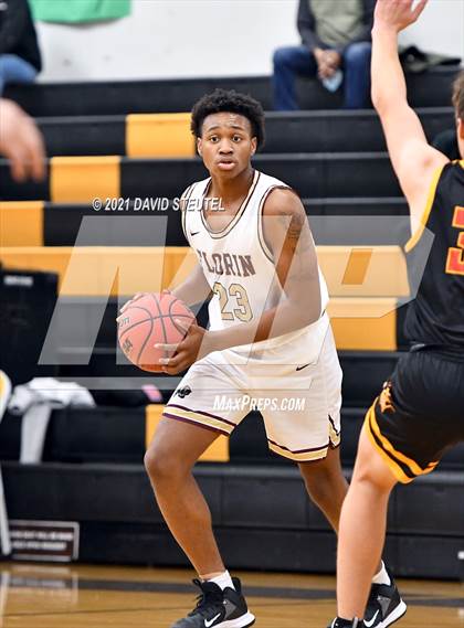 Thumbnail 1 in Oakdale vs. Florin (Mel Good Holiday Classic) photogallery.