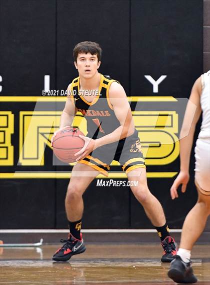 Thumbnail 2 in Oakdale vs. Florin (Mel Good Holiday Classic) photogallery.
