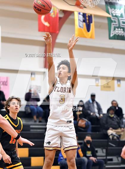 Thumbnail 3 in Oakdale vs. Florin (Mel Good Holiday Classic) photogallery.