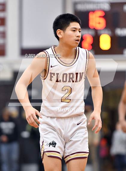 Thumbnail 3 in Oakdale vs. Florin (Mel Good Holiday Classic) photogallery.