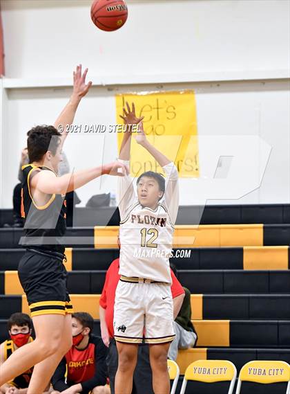 Thumbnail 3 in Oakdale vs. Florin (Mel Good Holiday Classic) photogallery.
