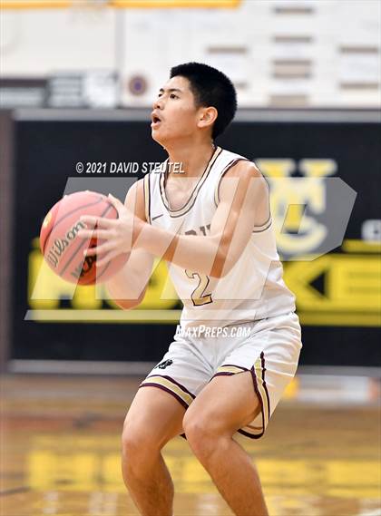 Thumbnail 2 in Oakdale vs. Florin (Mel Good Holiday Classic) photogallery.