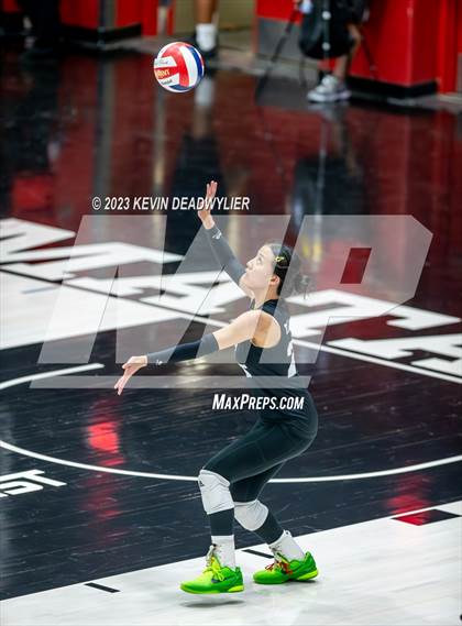 Thumbnail 1 in El Camino Real vs. Taft (CIF LA City Open Division Final) photogallery.