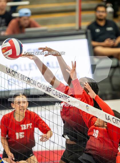 Thumbnail 2 in El Camino Real vs. Taft (CIF LA City Open Division Final) photogallery.
