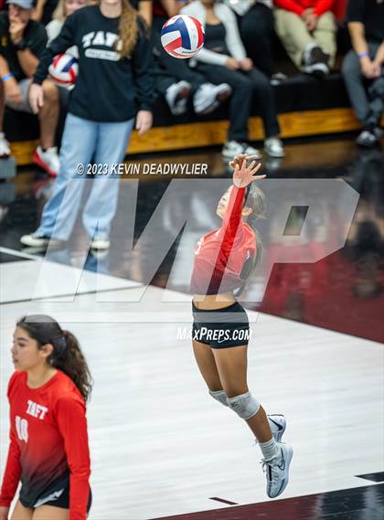 Thumbnail 2 in El Camino Real vs. Taft (CIF LA City Open Division Final) photogallery.