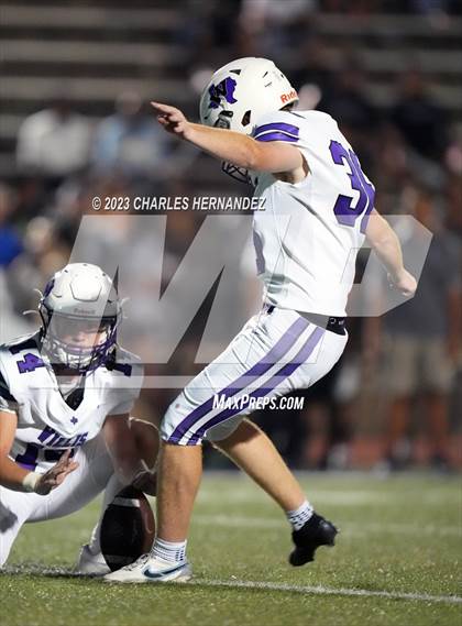 Thumbnail 2 in Willis @ Rudder photogallery.