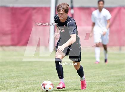 Thumbnail 2 in Maryville @ Dobyns-Bennett (TSSAA AAA Sectional Playoff) photogallery.